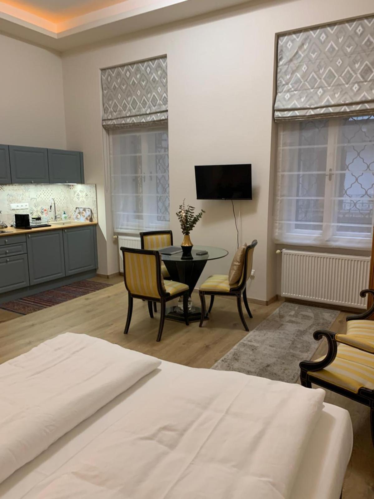Birdonthewire Apartment Budapest