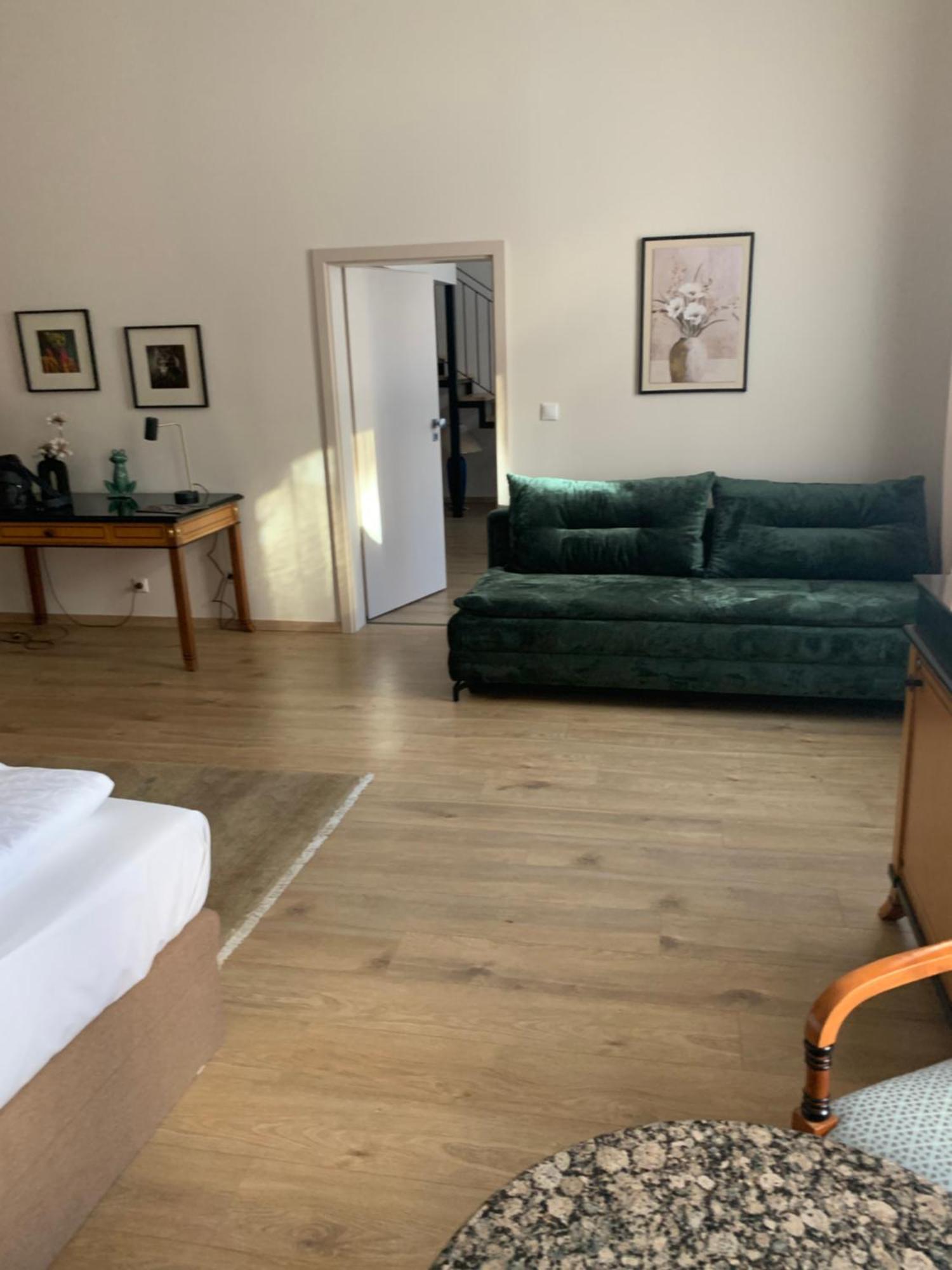 Apartment Birdonthewire Budapest